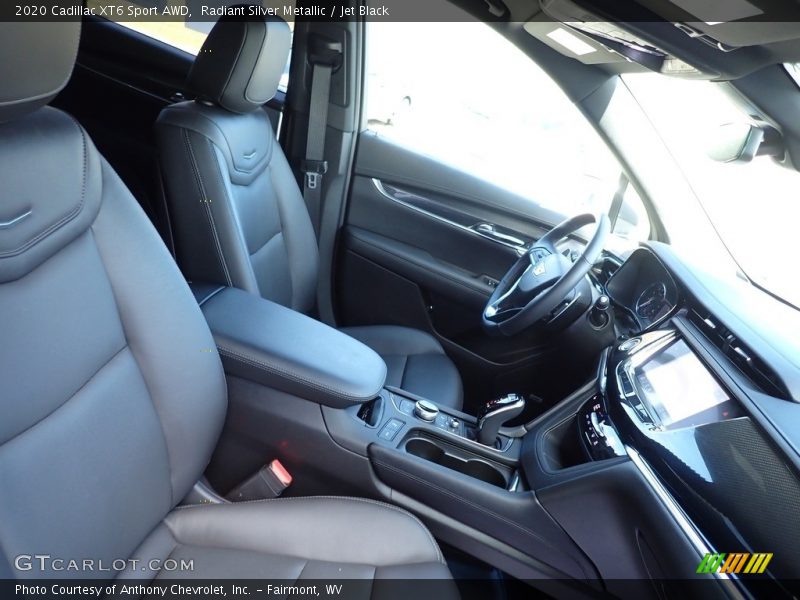 Radiant Silver Metallic / Jet Black 2020 Cadillac XT6 Sport AWD
