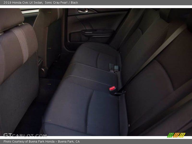 Sonic Gray Pearl / Black 2019 Honda Civic LX Sedan