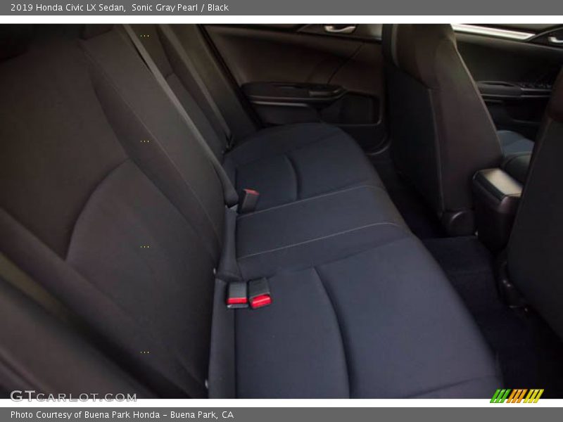 Sonic Gray Pearl / Black 2019 Honda Civic LX Sedan
