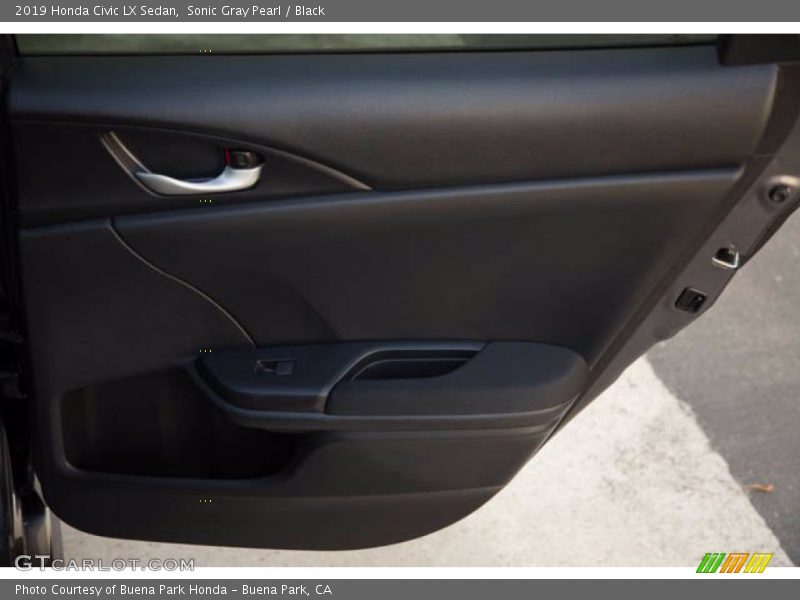 Sonic Gray Pearl / Black 2019 Honda Civic LX Sedan
