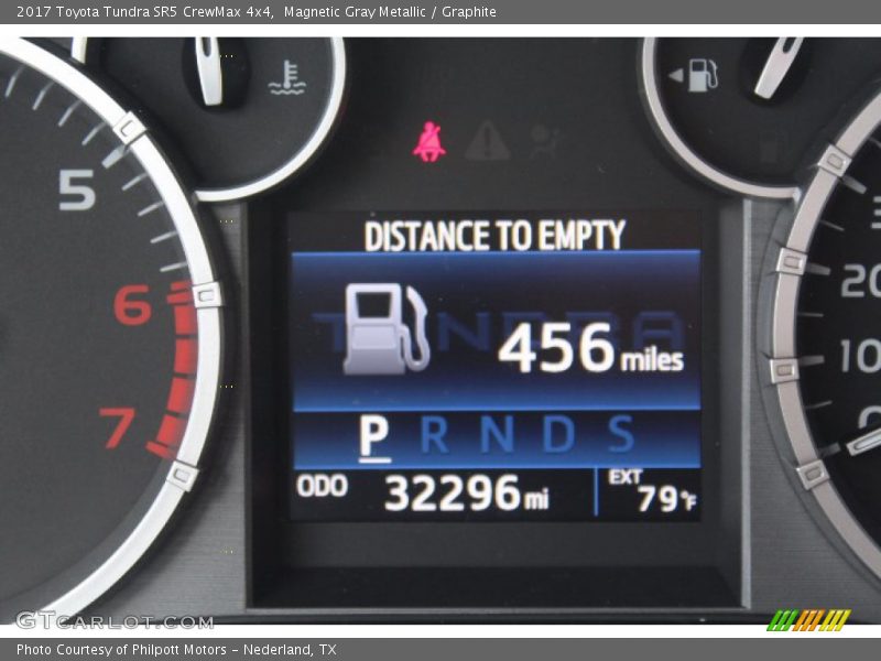 Magnetic Gray Metallic / Graphite 2017 Toyota Tundra SR5 CrewMax 4x4