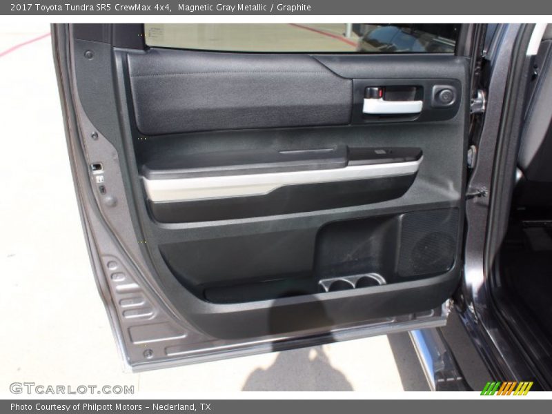 Magnetic Gray Metallic / Graphite 2017 Toyota Tundra SR5 CrewMax 4x4