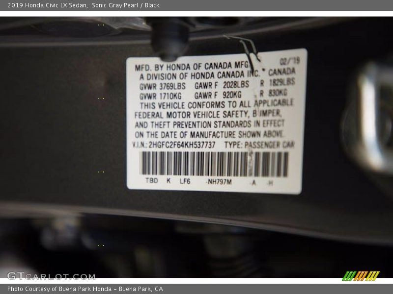 Sonic Gray Pearl / Black 2019 Honda Civic LX Sedan