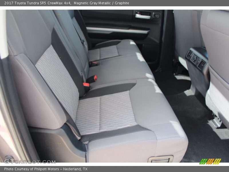 Magnetic Gray Metallic / Graphite 2017 Toyota Tundra SR5 CrewMax 4x4