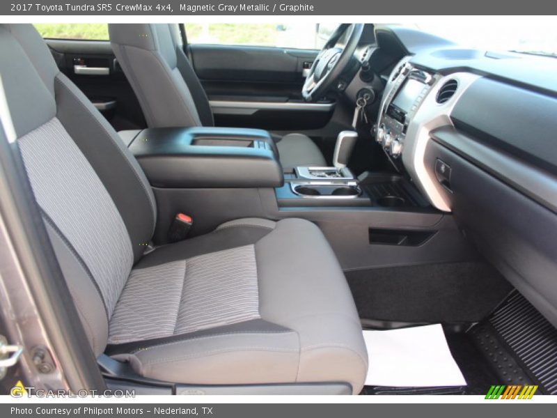 Magnetic Gray Metallic / Graphite 2017 Toyota Tundra SR5 CrewMax 4x4