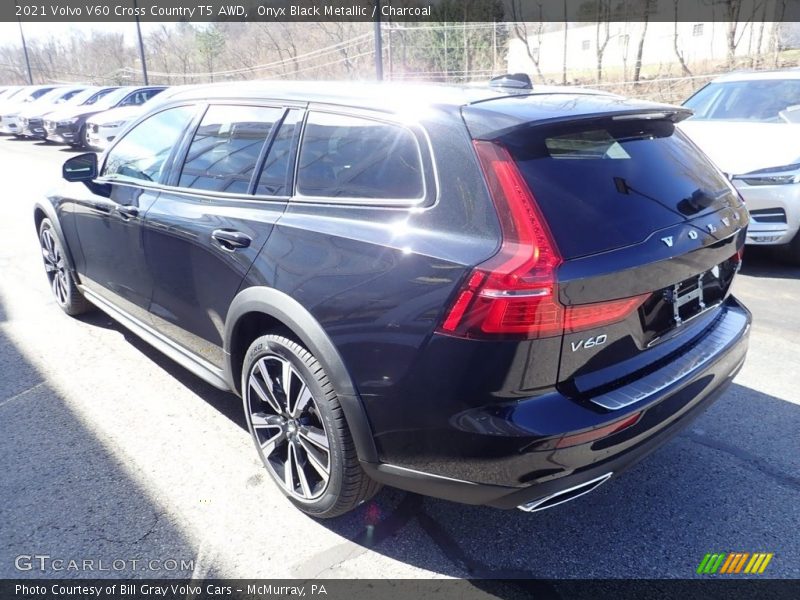 Onyx Black Metallic / Charcoal 2021 Volvo V60 Cross Country T5 AWD