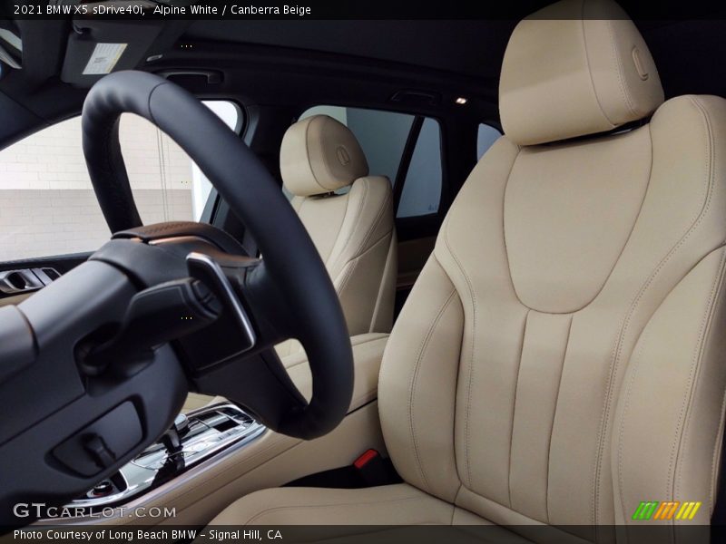 Alpine White / Canberra Beige 2021 BMW X5 sDrive40i