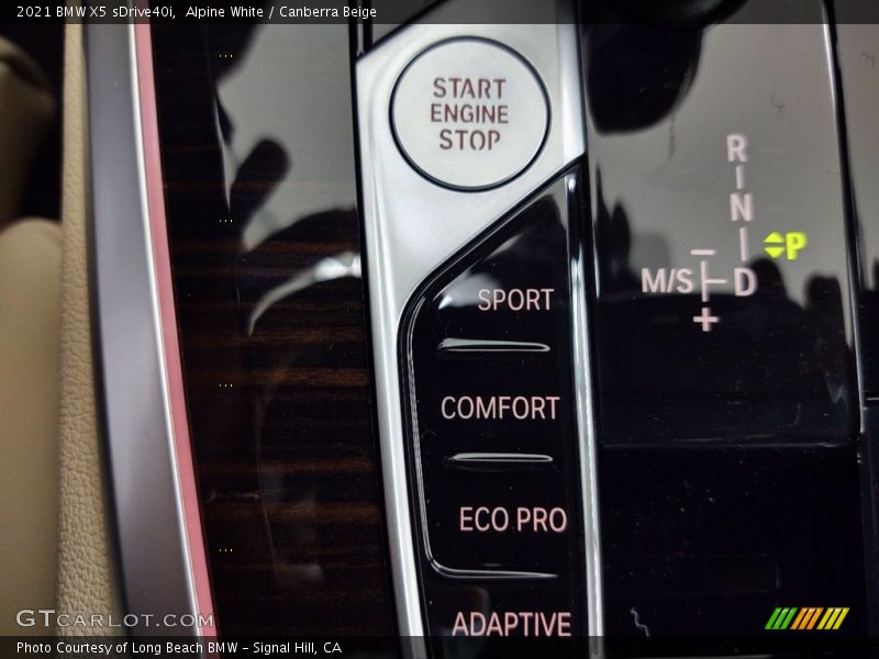 Alpine White / Canberra Beige 2021 BMW X5 sDrive40i
