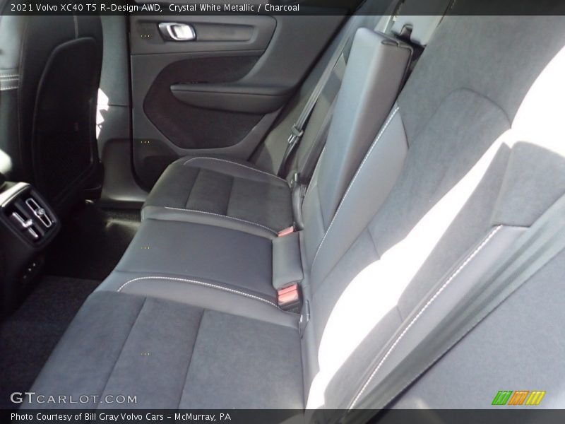 Crystal White Metallic / Charcoal 2021 Volvo XC40 T5 R-Design AWD