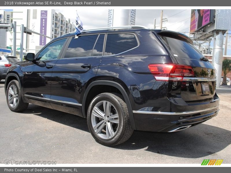 Deep Black Pearl / Shetland 2018 Volkswagen Atlas SE R-Line