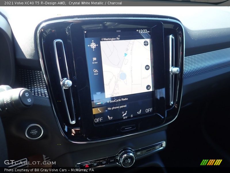 Crystal White Metallic / Charcoal 2021 Volvo XC40 T5 R-Design AWD
