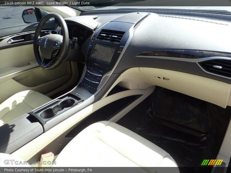 Luxe Metallic / Light Dune 2015 Lincoln MKZ AWD