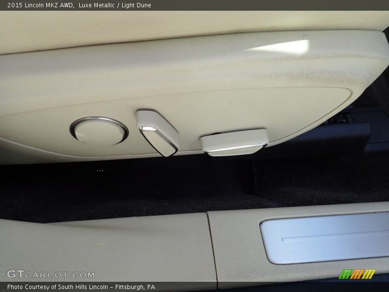 Luxe Metallic / Light Dune 2015 Lincoln MKZ AWD