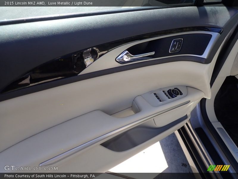 Door Panel of 2015 MKZ AWD