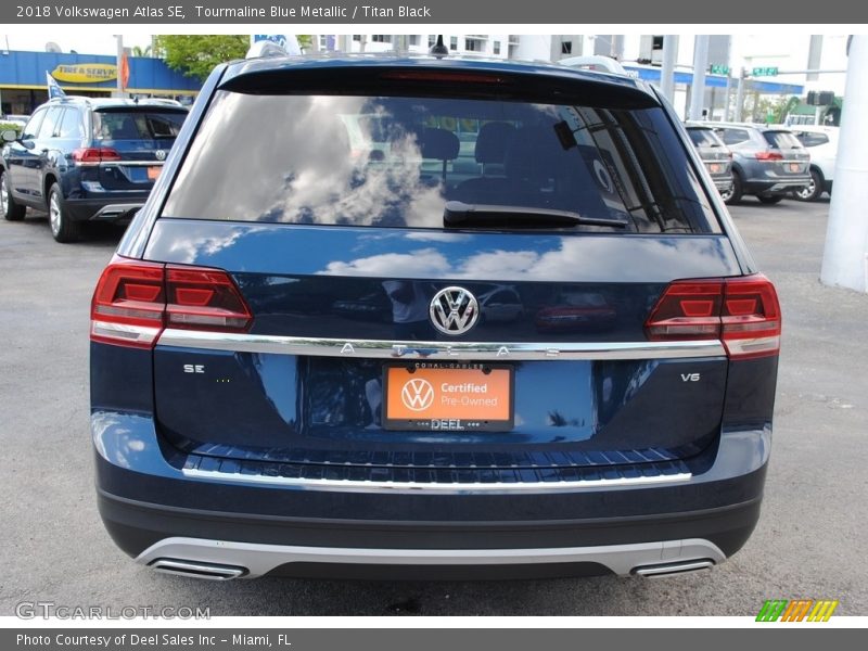 Tourmaline Blue Metallic / Titan Black 2018 Volkswagen Atlas SE