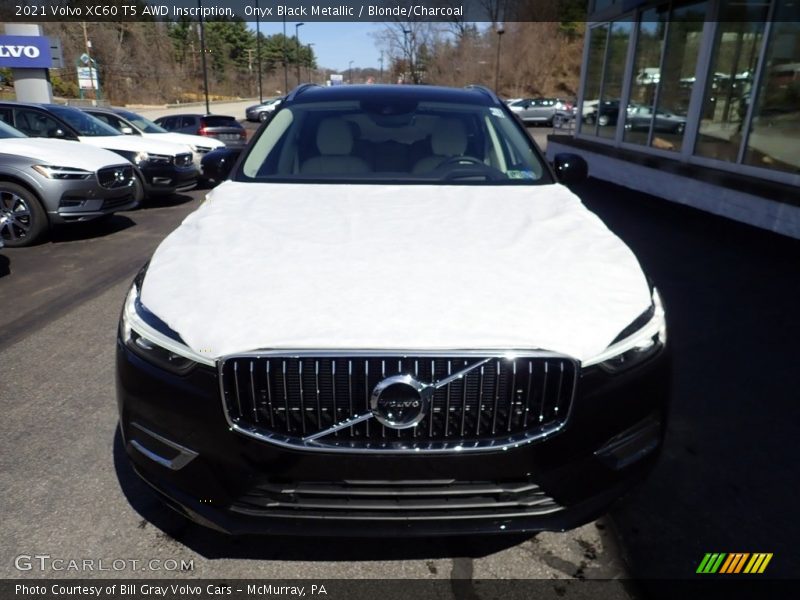 Onyx Black Metallic / Blonde/Charcoal 2021 Volvo XC60 T5 AWD Inscription