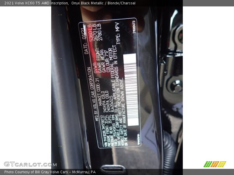 Onyx Black Metallic / Blonde/Charcoal 2021 Volvo XC60 T5 AWD Inscription