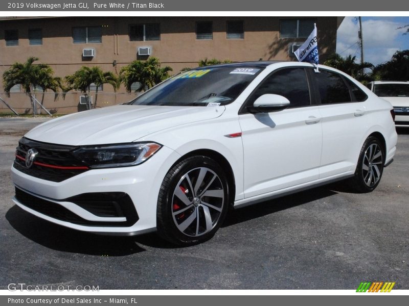 Pure White / Titan Black 2019 Volkswagen Jetta GLI