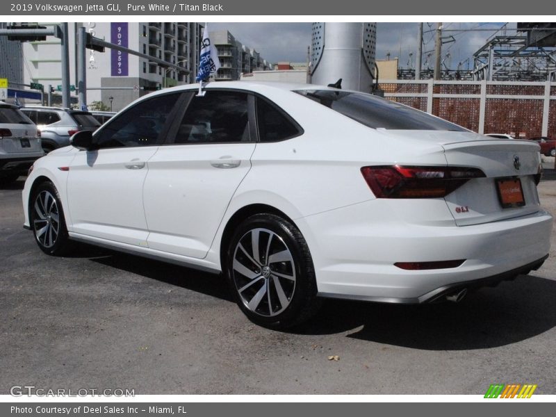 Pure White / Titan Black 2019 Volkswagen Jetta GLI