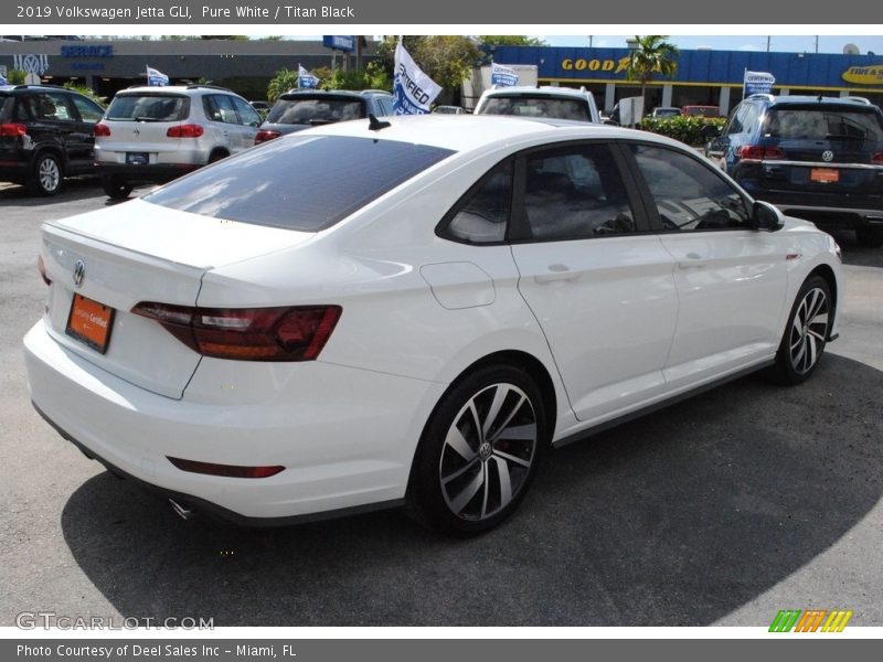 Pure White / Titan Black 2019 Volkswagen Jetta GLI