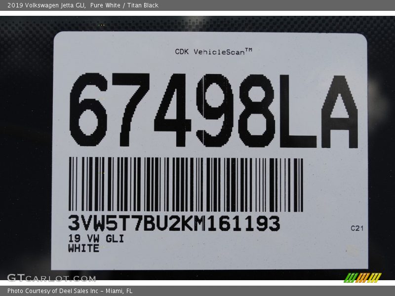 Pure White / Titan Black 2019 Volkswagen Jetta GLI