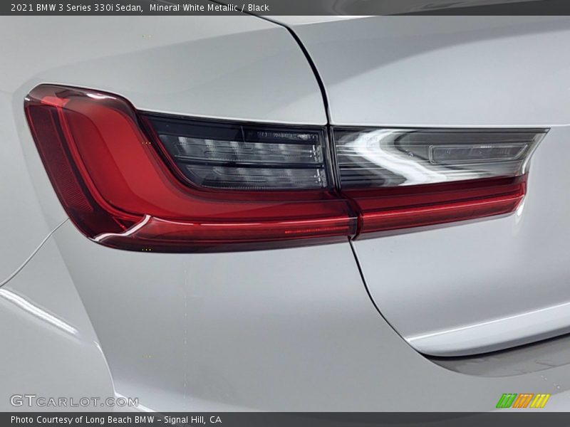 Mineral White Metallic / Black 2021 BMW 3 Series 330i Sedan