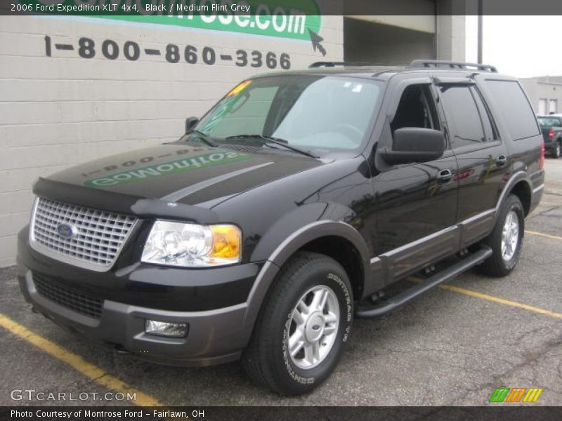 Black / Medium Flint Grey 2006 Ford Expedition XLT 4x4