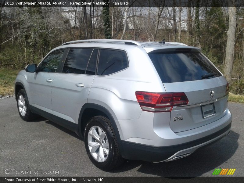 Reflex Silver Metallic / Titan Black 2019 Volkswagen Atlas SE 4Motion