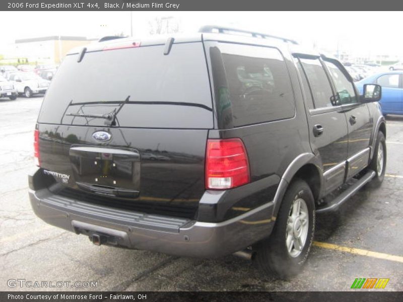 Black / Medium Flint Grey 2006 Ford Expedition XLT 4x4