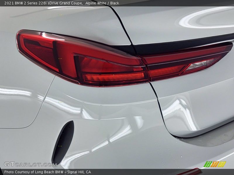Alpine White / Black 2021 BMW 2 Series 228i sDrive Grand Coupe