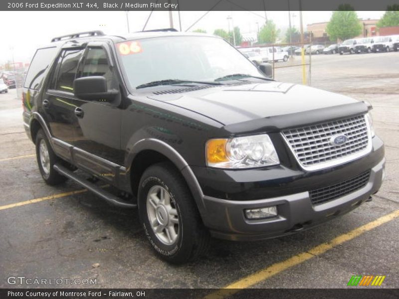 Black / Medium Flint Grey 2006 Ford Expedition XLT 4x4