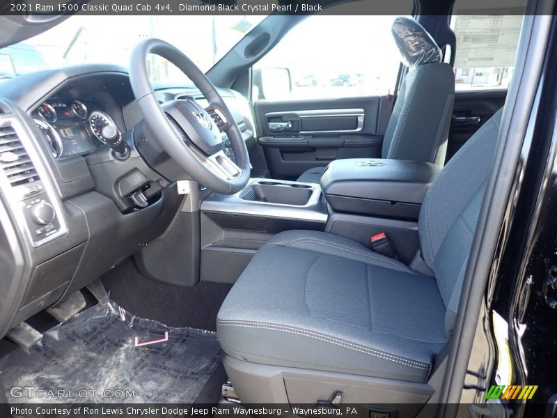 Diamond Black Crystal Pearl / Black 2021 Ram 1500 Classic Quad Cab 4x4