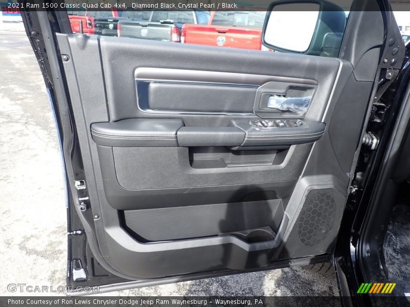 Diamond Black Crystal Pearl / Black 2021 Ram 1500 Classic Quad Cab 4x4