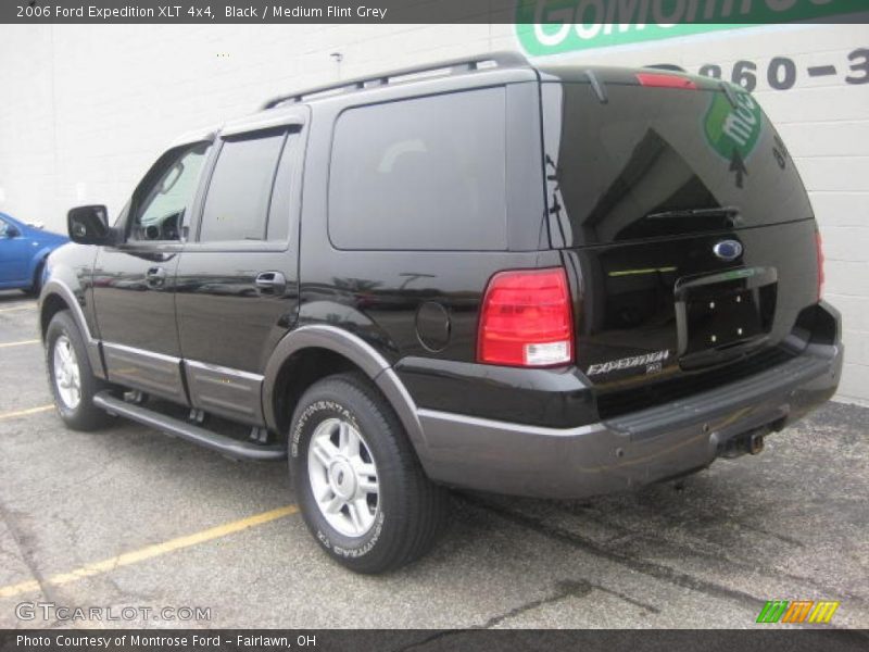 Black / Medium Flint Grey 2006 Ford Expedition XLT 4x4