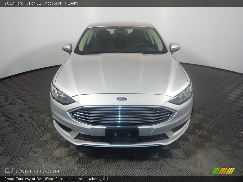 Ingot Silver / Ebony 2017 Ford Fusion SE