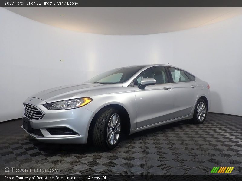 Ingot Silver / Ebony 2017 Ford Fusion SE