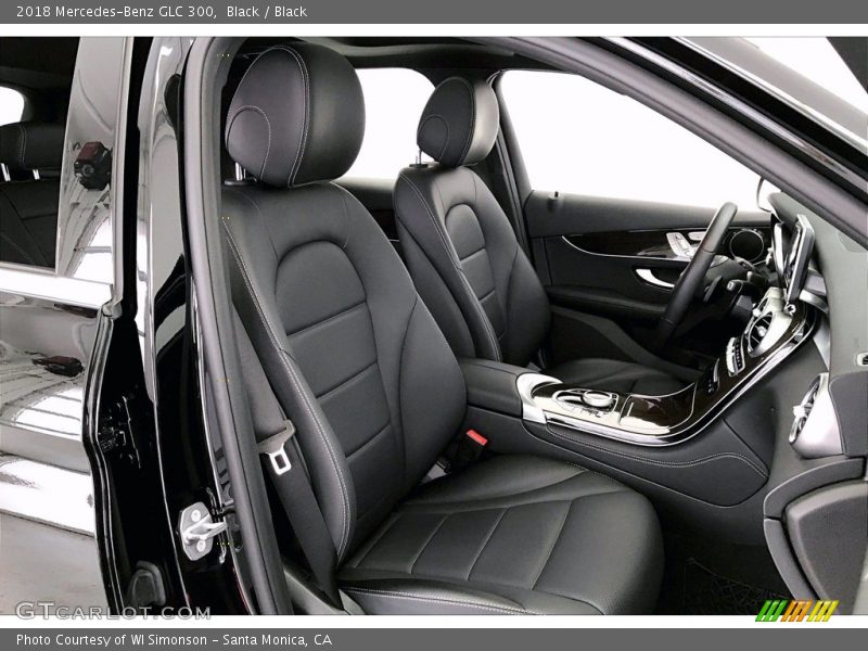 Black / Black 2018 Mercedes-Benz GLC 300