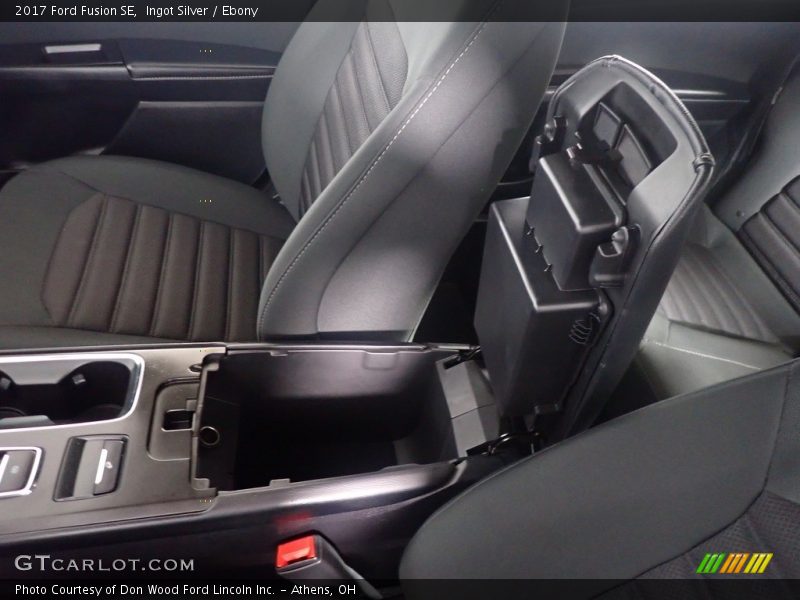 Ingot Silver / Ebony 2017 Ford Fusion SE