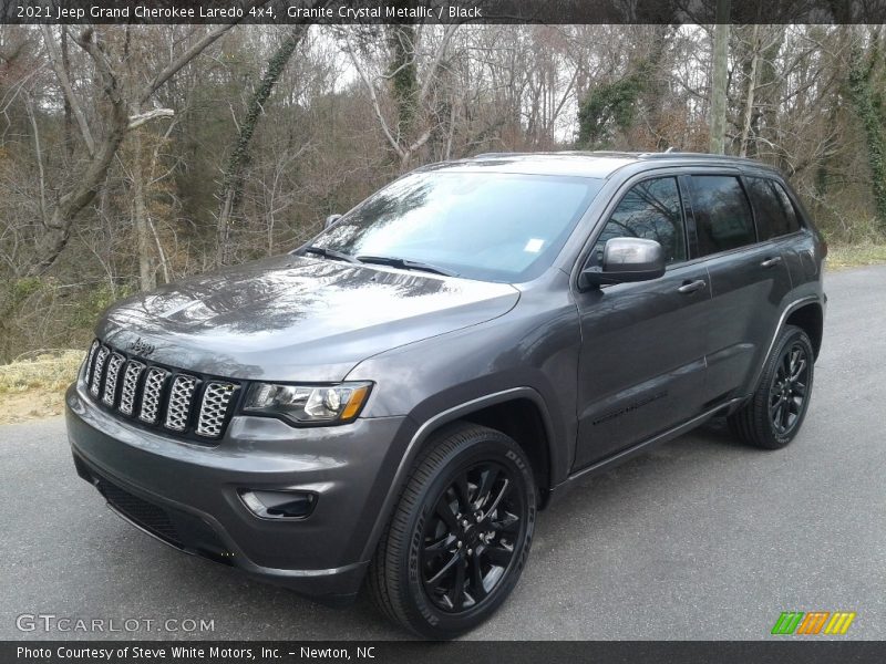 Granite Crystal Metallic / Black 2021 Jeep Grand Cherokee Laredo 4x4