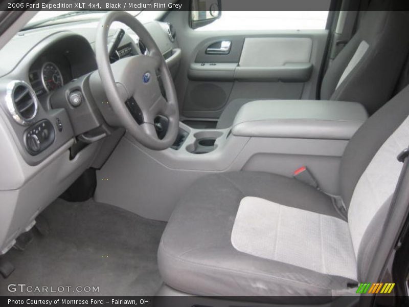 Black / Medium Flint Grey 2006 Ford Expedition XLT 4x4
