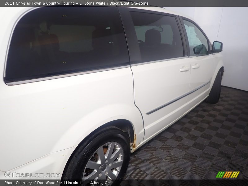 Stone White / Black/Light Graystone 2011 Chrysler Town & Country Touring - L