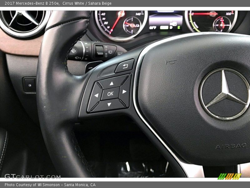 Cirrus White / Sahara Beige 2017 Mercedes-Benz B 250e