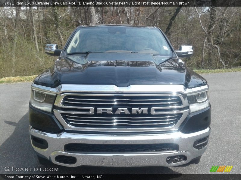 Diamond Black Crystal Pearl / Light Frost Beige/Mountain Brown 2021 Ram 1500 Laramie Crew Cab 4x4