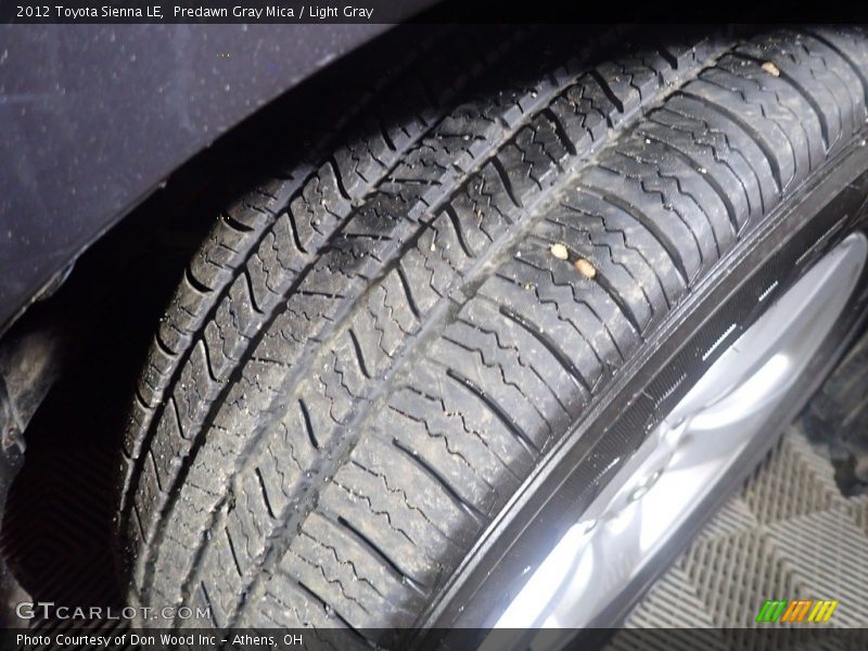 Predawn Gray Mica / Light Gray 2012 Toyota Sienna LE