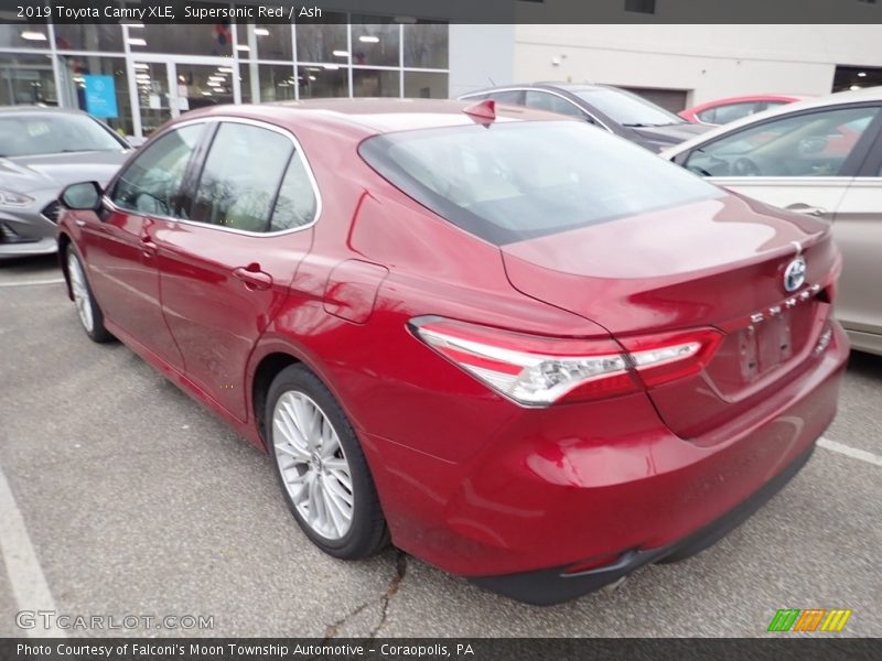 Supersonic Red / Ash 2019 Toyota Camry XLE