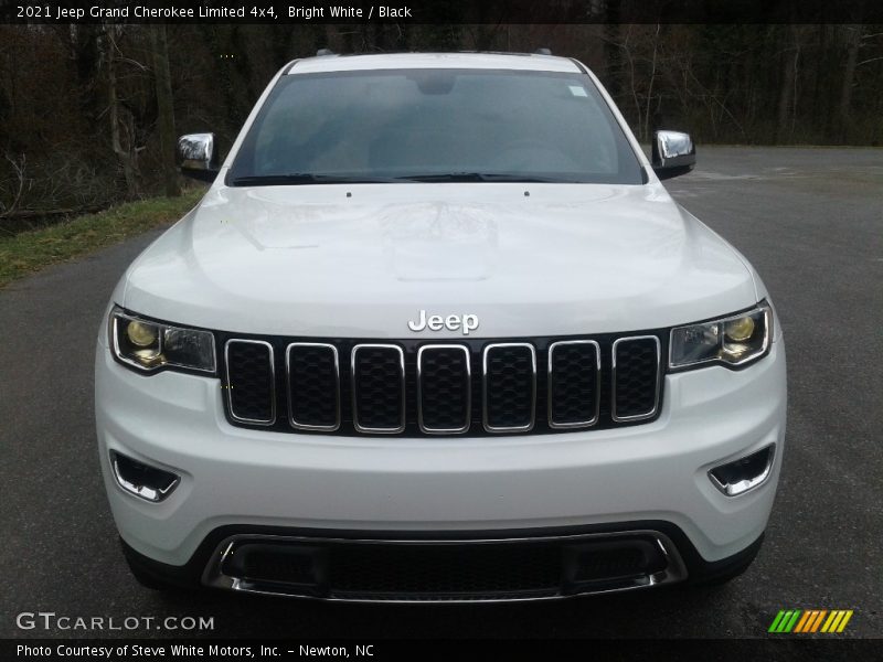 Bright White / Black 2021 Jeep Grand Cherokee Limited 4x4