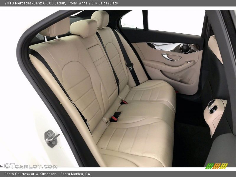 Polar White / Silk Beige/Black 2018 Mercedes-Benz C 300 Sedan
