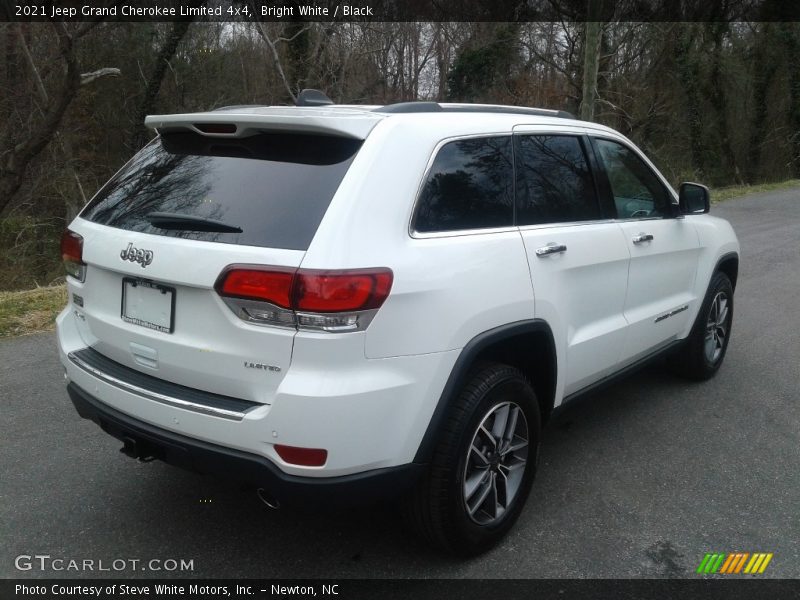 Bright White / Black 2021 Jeep Grand Cherokee Limited 4x4