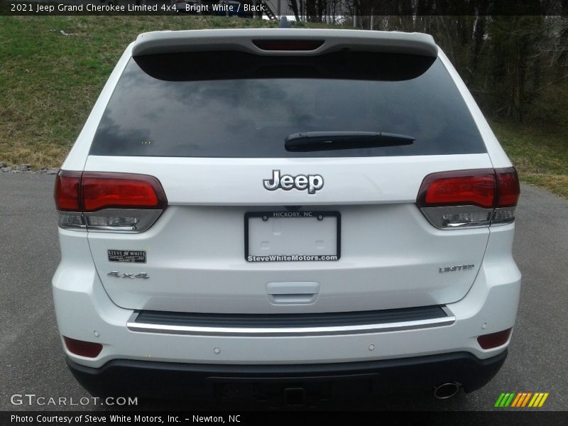 Bright White / Black 2021 Jeep Grand Cherokee Limited 4x4