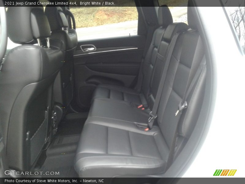 Bright White / Black 2021 Jeep Grand Cherokee Limited 4x4